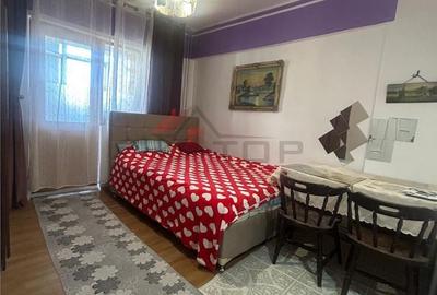 Apartament cu 3 camere decomandat în Dacia - 3