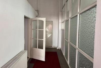 Spațiu comercial, de 1,000 mp, în Anda - 13