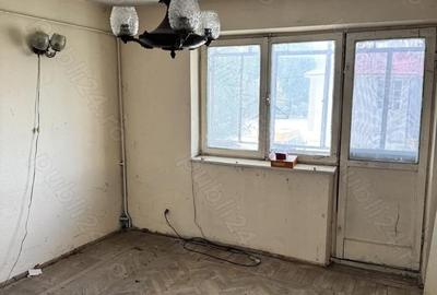 Apartament cu 2 camere semidecomandat în Central - 1