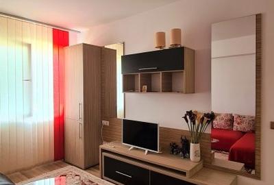 Apartament cu 2 camere semidecomandat în Vitan-Bârzești