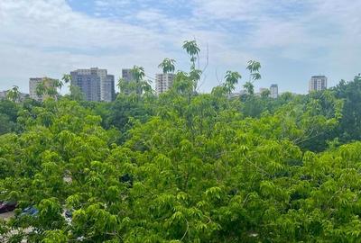 APARTAMENT 2 CAMERE 4/4   VEDERE SUPERBA  PARC APROPRIERE METROU( LINIA  M2)