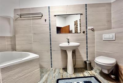 Apartament cu 5 Camere Ultracentral langa Poarta Schei - 4