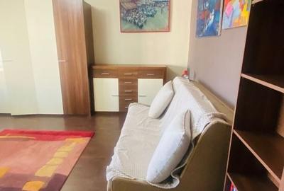 Unirii Piata Sf. Vineri - 12