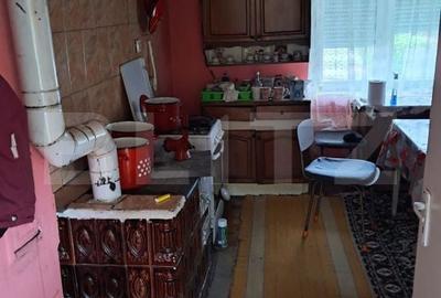 Casă cu 3 camere cu Teren 1200 Mp în Central - 8