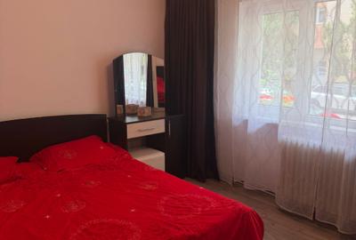 Apartament cu 3 camere decomandat în Central - 4