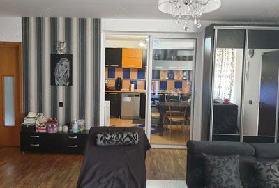 Casă cu 5 camere în Tei - 5