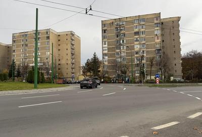 Tractorul, Metalurgistilor, garsoniera generoasa cu baie proprie - 12