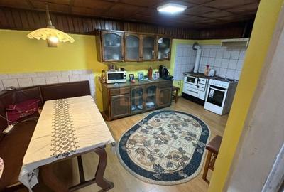 Casă cu 5 camere cu Canalizare în Muncitoresc - 9