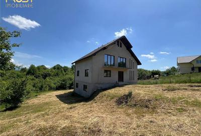 Casa semifinisata V. Ghinzii teren 18 arii - 1