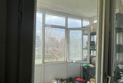 Apartament cu 3 camere semidecomandat în Țiglina 1 - 3