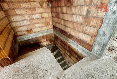 Duplex cu 4 camere in Sag, zona Manastire Duplex cu 4 camere in Sag, zona Manastire - 16