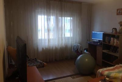 Apartament cu 2 camere decomandat în Rovine - 5