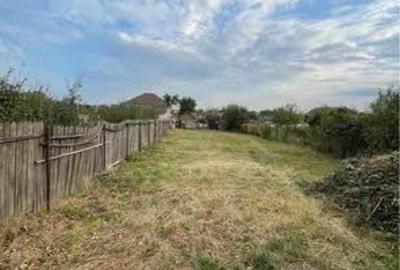 Casă cu 4 camere cu Teren 1000 Mp în Central - 2