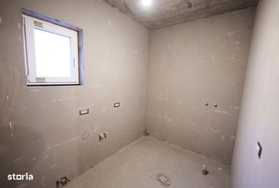 Casă cu 4 camere cu Canalizare în Romanești - 14
