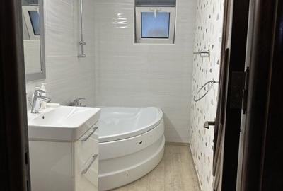 Apartament cu 3 camere decomandat, mobilat în Nerva Traian - 9