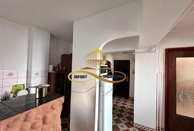 De vanzare apartament 3 camere,Str Letea, Bacau - 8