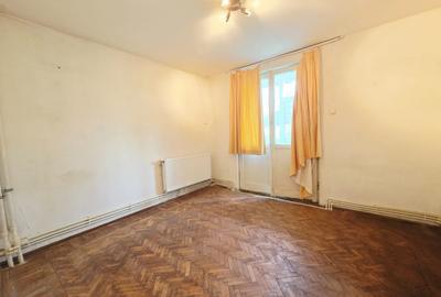 NOU PE PIATA !!! Apartament cu potential format din 2 camere si 2 balcoane - 6
