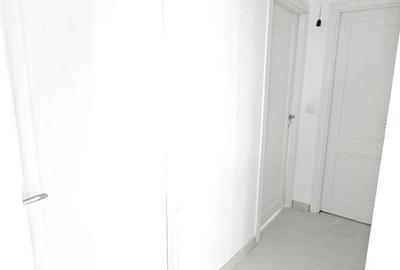 Apartament cu 4 camere decomandat în Central - 3