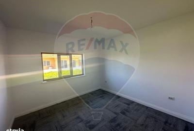 Casă cu 4 camere cu Teren 718 Mp în Central - 7