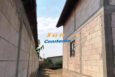 Casă cu 4 camere în Central - 2