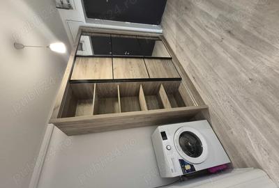 Garsonieră decomandată în Central