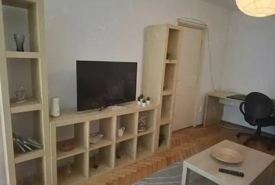 APARTAMENT DE ÎNCHIRIAT CU 3 CAMERE IN ZONA PAJURA SEC.1 APARTAMENT DE ÎNCHIRIAT CU 3 CAMERE IN ZONA PAJURA SEC.1 - 2