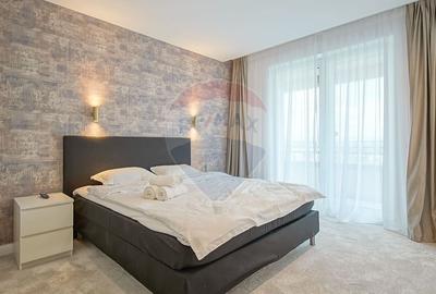 Penthouse cu 4 camere decomandat în Tractorul - 29