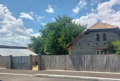 De vinzare casa in Vinju-Mare - 1