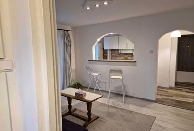 Apartament cu 3 camere semidecomandat în Sud - 1