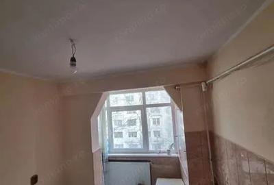 Apartament cu 2 camere semidecomandat în Micro 16 - 3