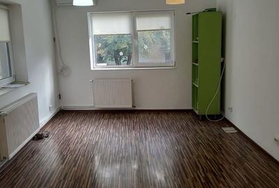 Casă cu 4 camere în Progresul - 5