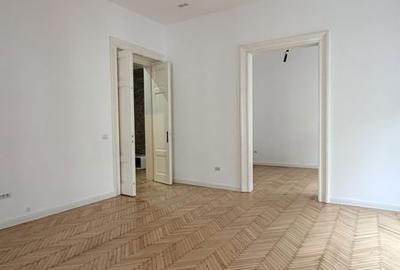 Apartament cu 3 camere în P-ța Maria - 4