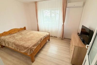 Casă cu 7 camere cu Teren 2745 Mp în Malu - 3