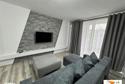 Apartament cu 3 camere decomandat în Ampoi 3