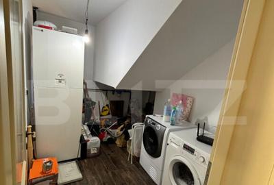 Casă cu 5 camere cu Teren 700 Mp în Dumbrăvița