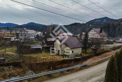 Casă cu 4 camere cu Teren 200 Mp în Colibița