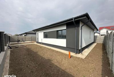Casă cu 4 camere cu Teren 400 Mp în Clinceni - 4