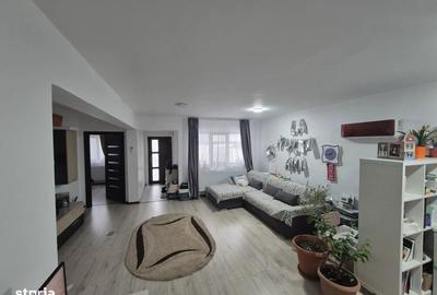 Casă cu 3 camere cu Teren 350 Mp în Șimnicu de Sus - 11