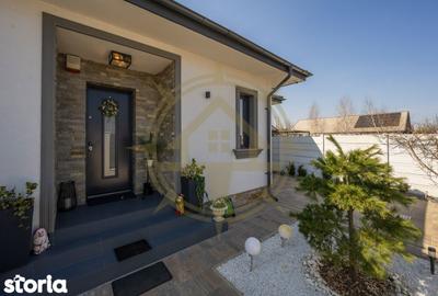 Casă cu 3 camere cu Canalizare în Corbeanca - 1