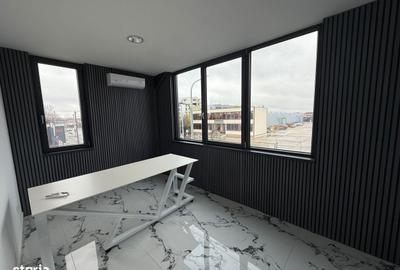 Spațiu comercial, de 480 mp, în Central - 4