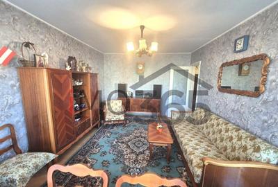 Apartament cu 3 camere decomandat în Exercițiu