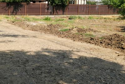 Teren Construcții intravilan de 700 mp, în Cug - 2