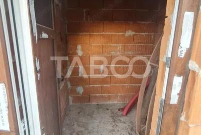 Casă cu 4 camere cu Canalizare în Lancrăm - 6