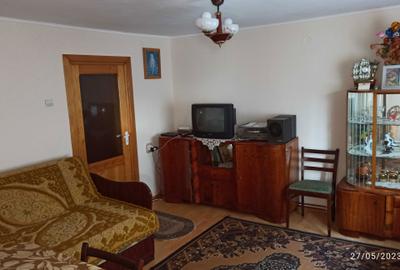 Casă cu 3 camere în Central - 2