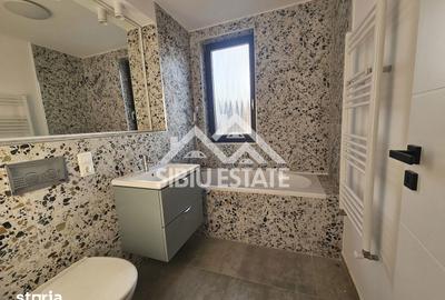 Apartament cu 3 camere în Central - 2
