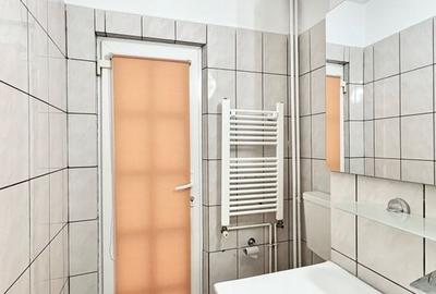 APARTAMENT CU 4 CAMERE AFLAT PE BD DECEBAL APROAPE DE PTA ALBA IULIA - BD UNIRII - 19