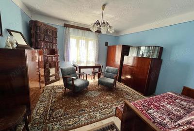 Casă cu 6 camere cu Teren 2267 Mp în Diculești - 3