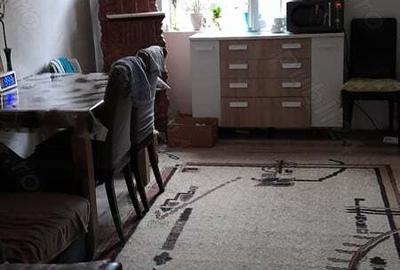 De vanzare apartament curte comuna - 6