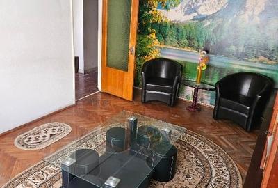 Apartament cu 3 camere decomandat, mobilat în Central - 2