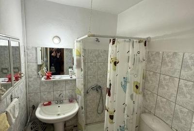 Apartament de vanzare, cu 4 camere, 77,62 mp, decomandat, zona Strand - 3